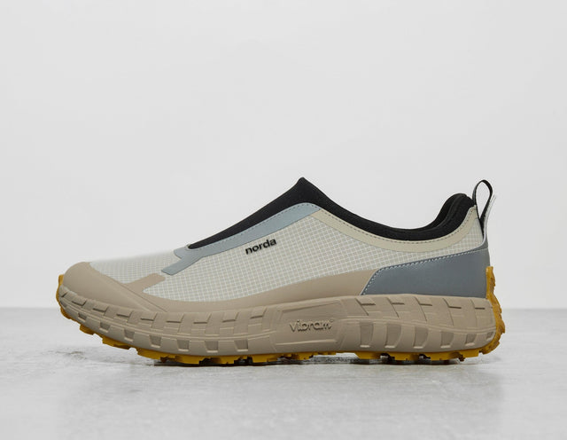 003 - Men's Footwear