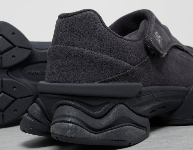 8040 - Men's Footwear