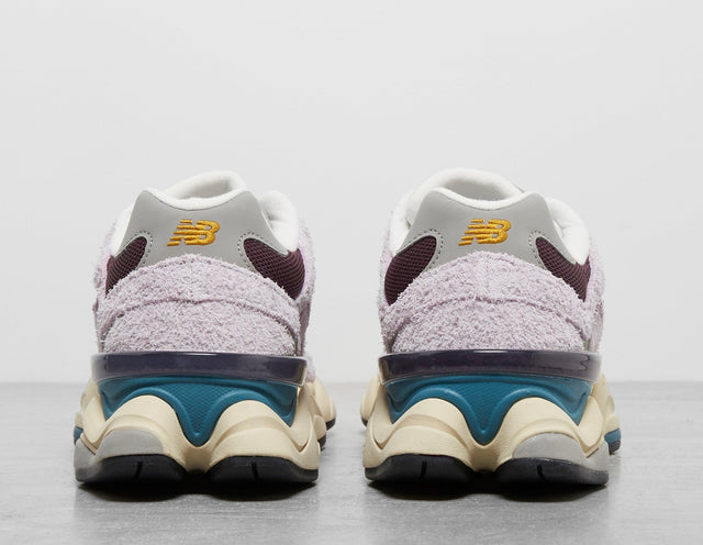 9060 - Men's Footwear