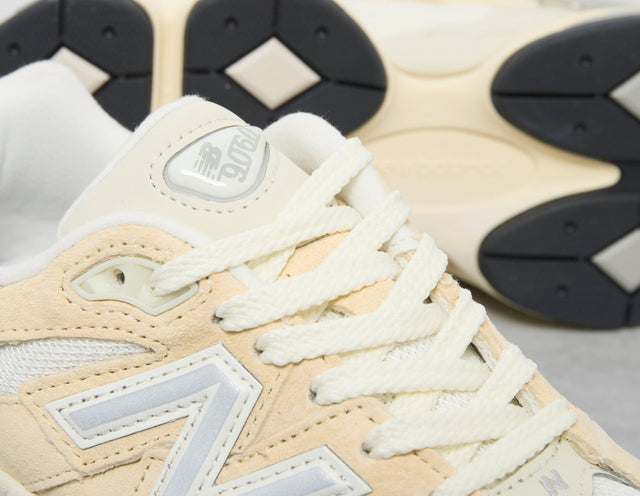 9060 Women's - Women's Footwear