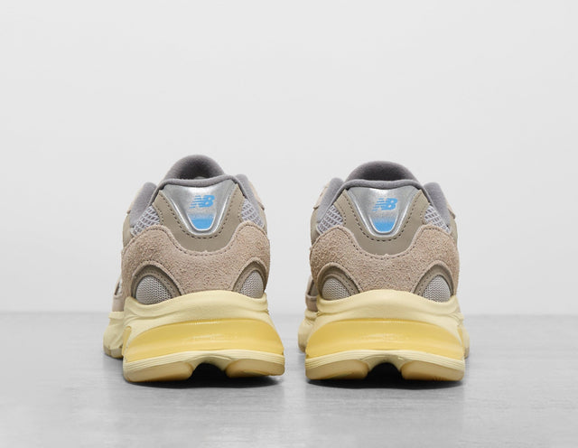 ABZORB 2010 'Grey Days' - Men's Footwear