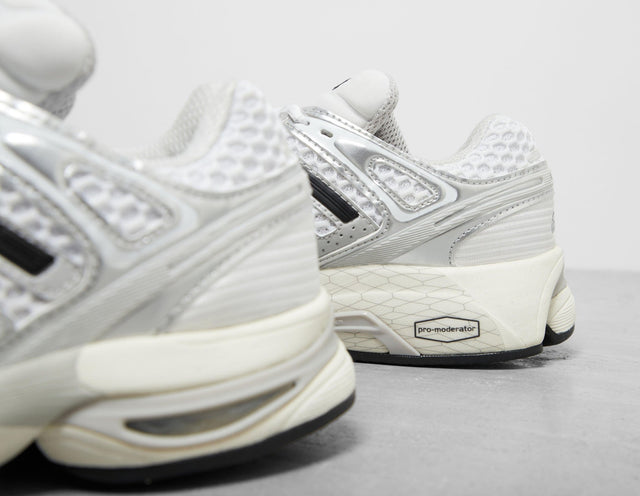 Adistar Control 5 Women's - Women's Footwear