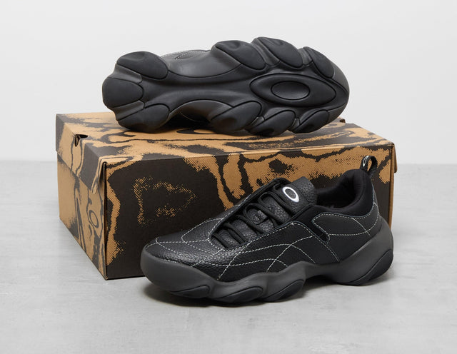 Flesh Warp - Men's Footwear