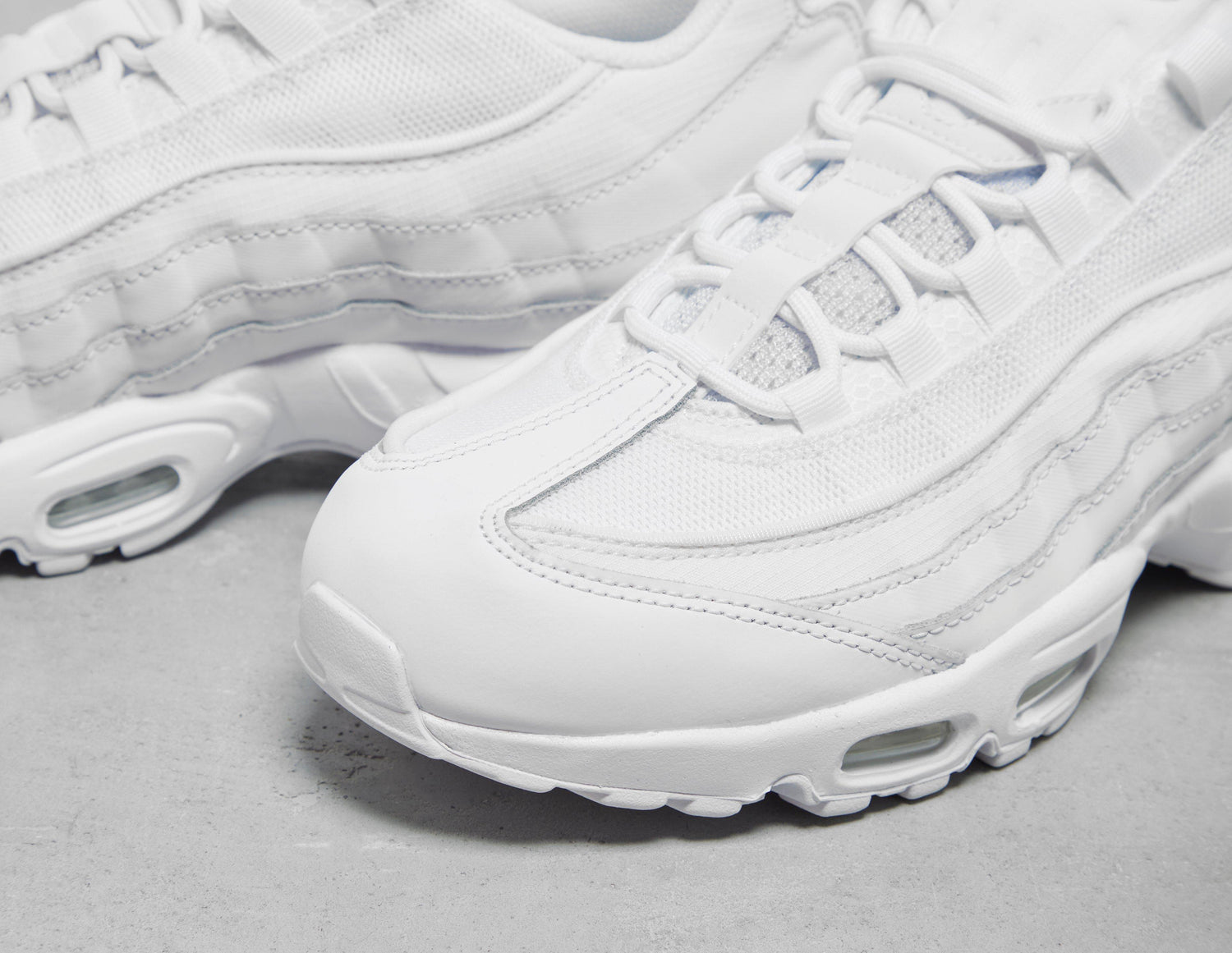 MAX 95 ESS WHT/BLK