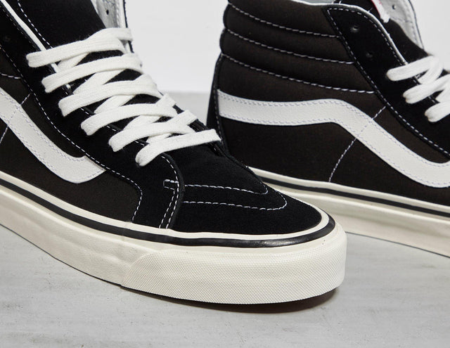 SK8 HI ANA BLK/WHT