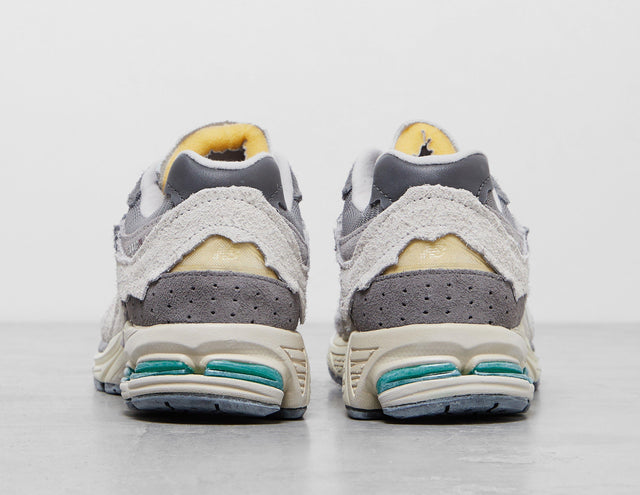 2002R DISTRESSED GREY