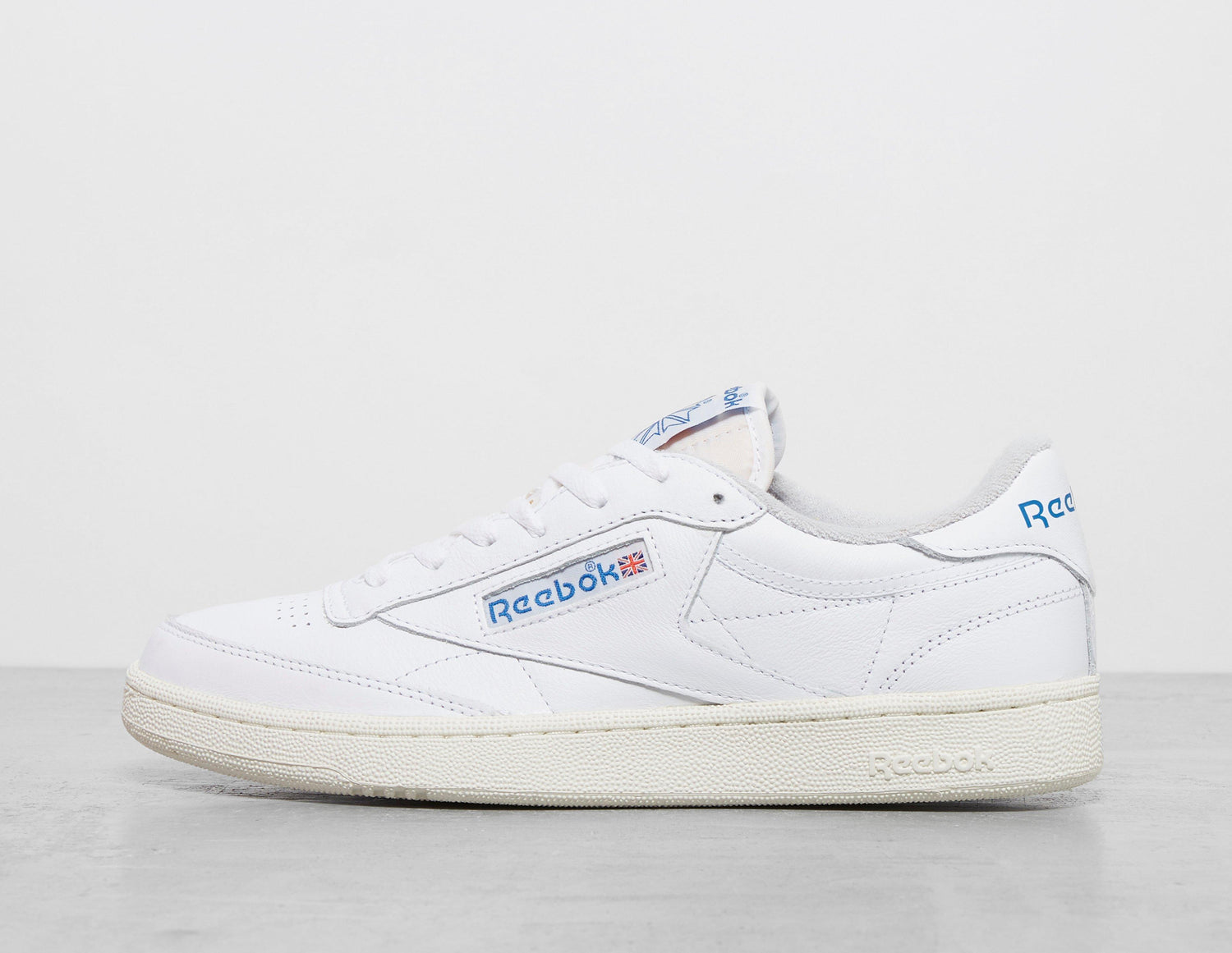 CLUBC85 VINTAGE WHT BLU