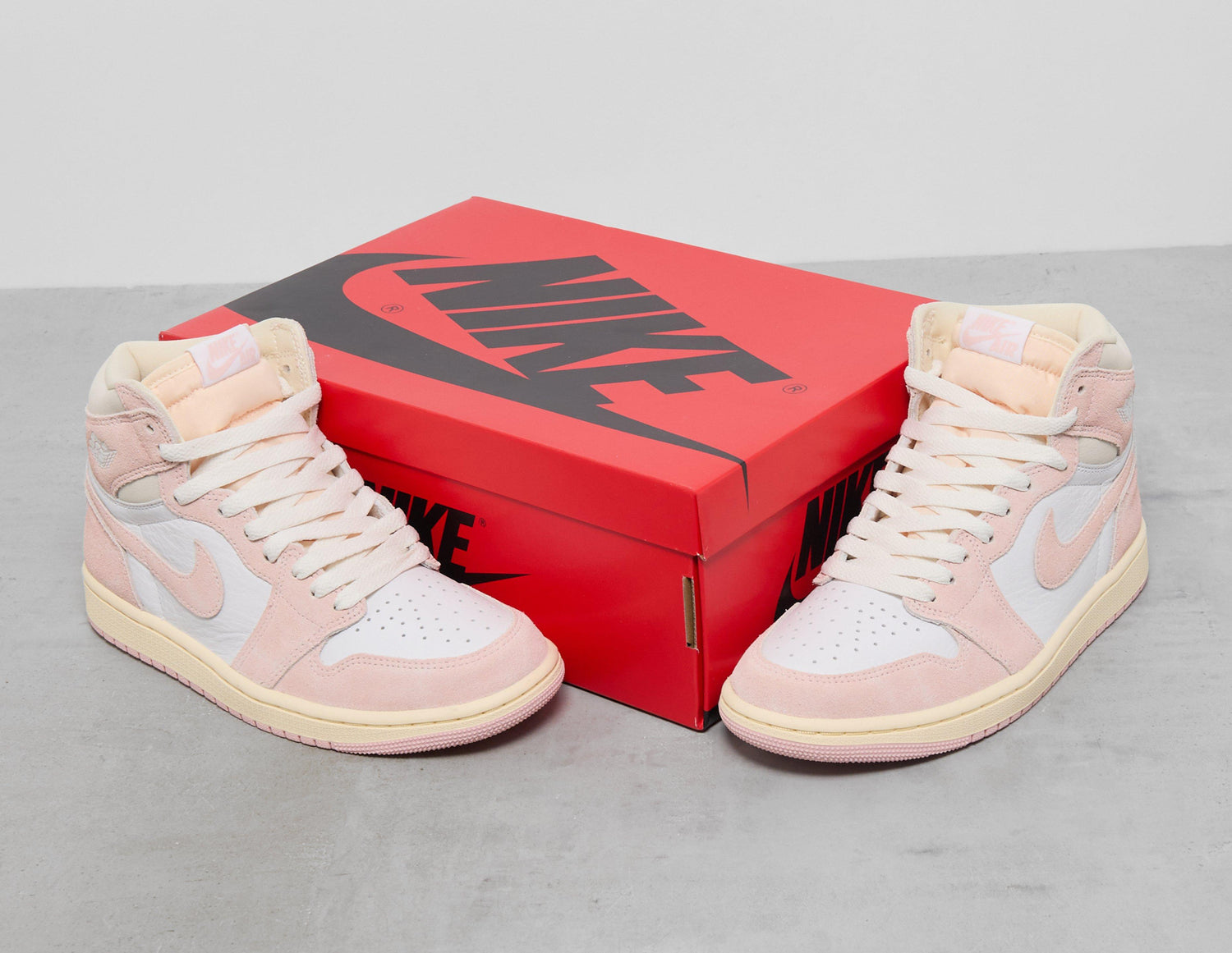 AJ1 R ATM/WHT/S'SAIL'