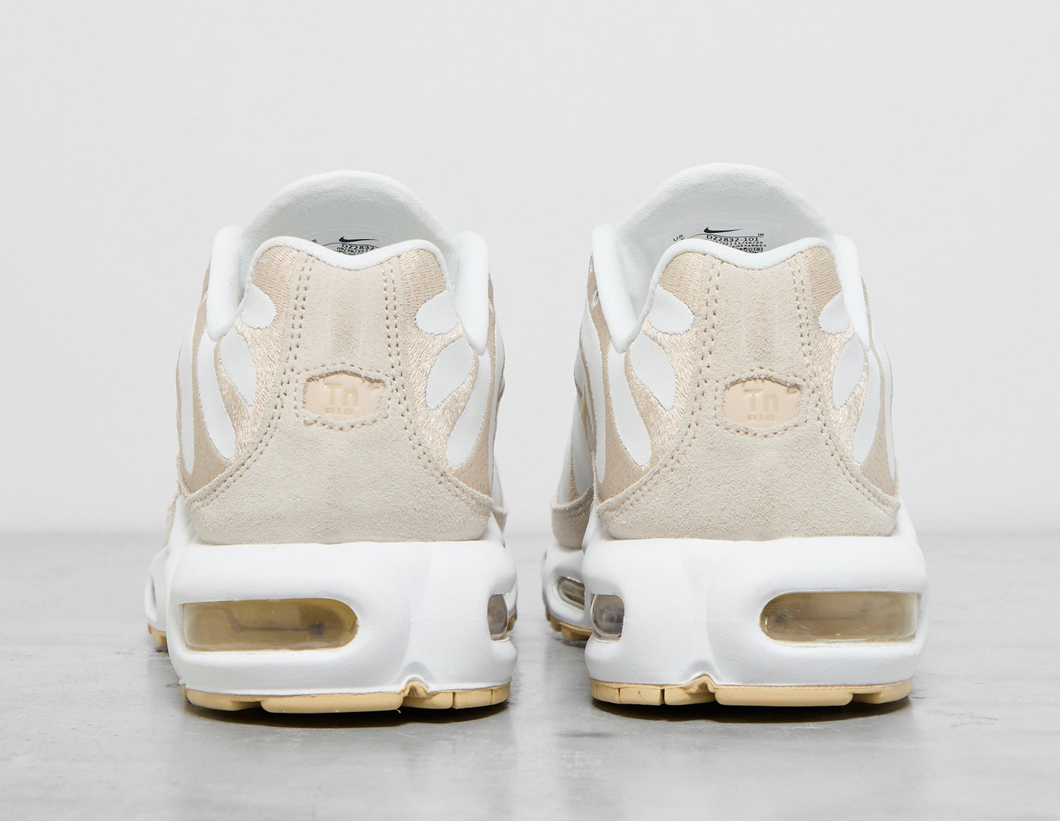 !W MAX PLUS SUM/VAN/SAIL