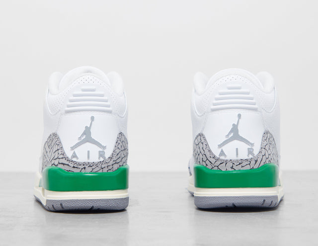 W AJ 3 R WHT/RED/GRN