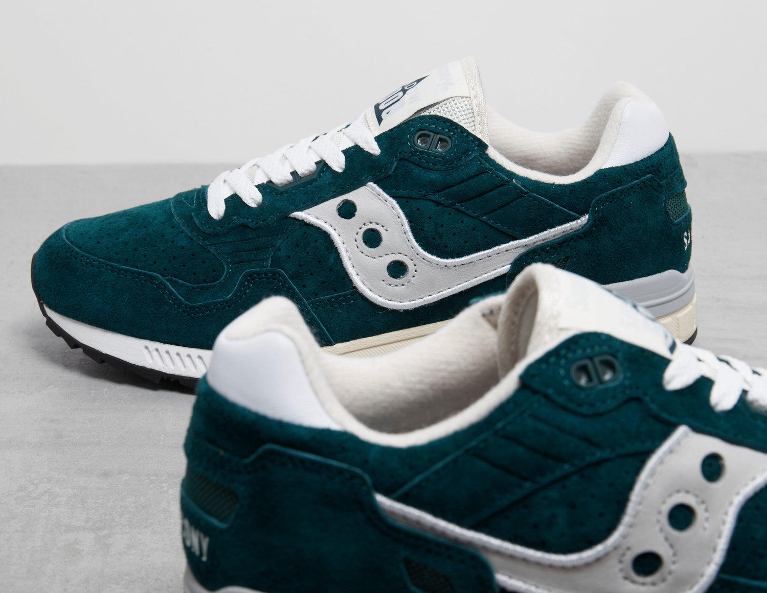 !SHADOW 5000 GRN/WHT/WHT