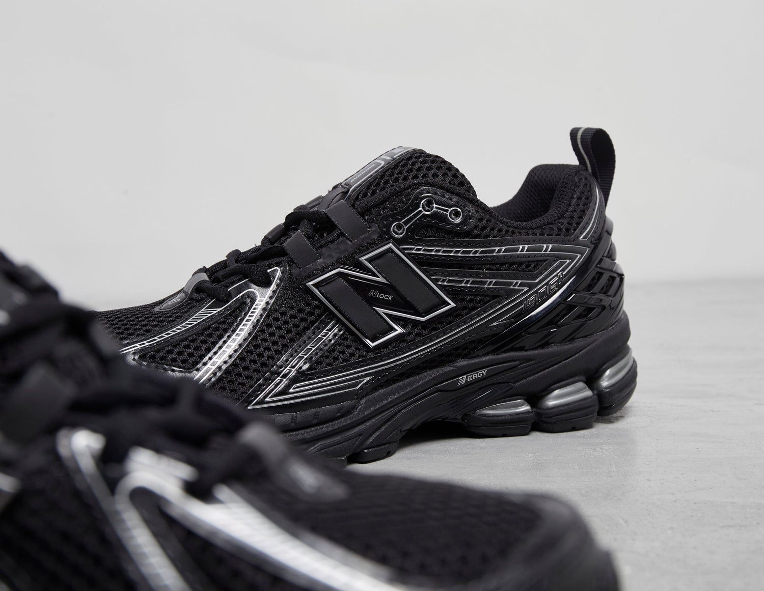 1906 MESH BLK/SILVER