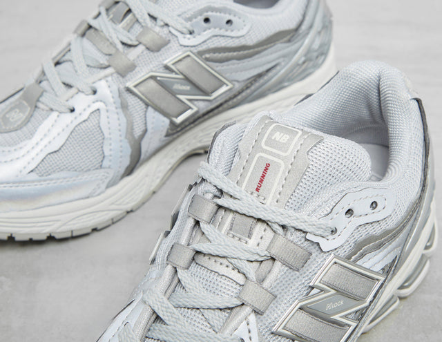 1906 REDEFINE SILV/GRY