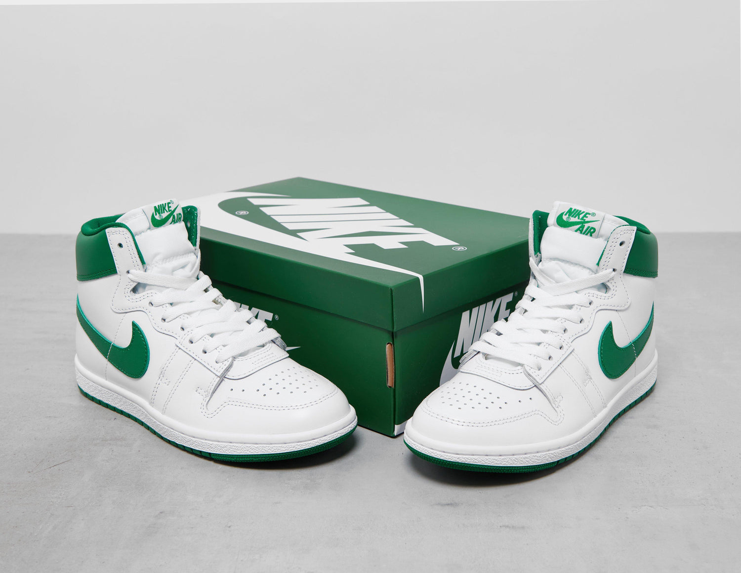 #!AIR SHIP PE QS WHT/GRN