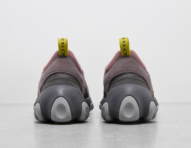 Flesh Sandal