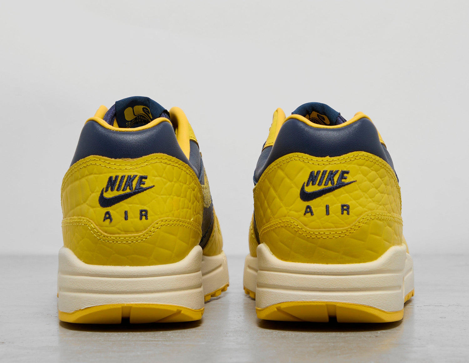 MAX 1 PRM QS NAVY/MAIZE
