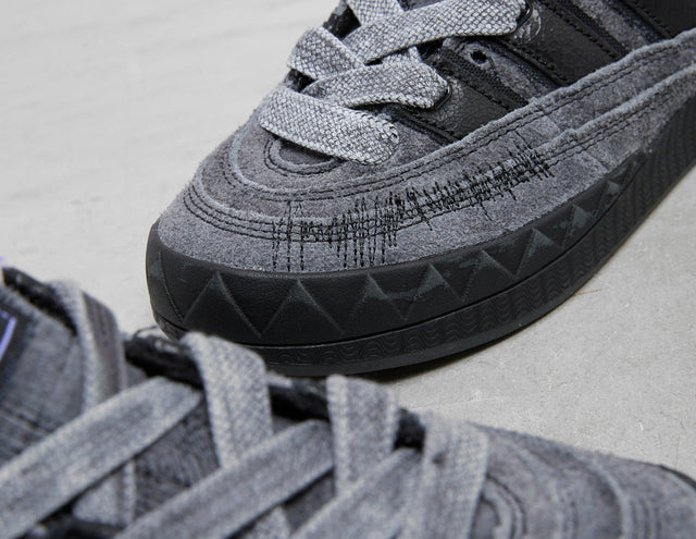 ADIMATIC MID YOP BLK/WHT