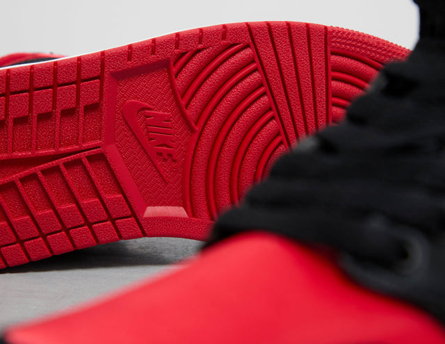 W AJ 1 HI BLK/RED/BLK