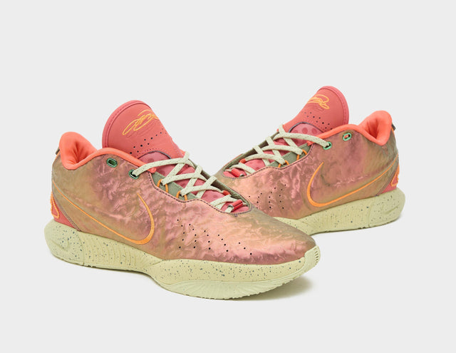 Lebron XXI