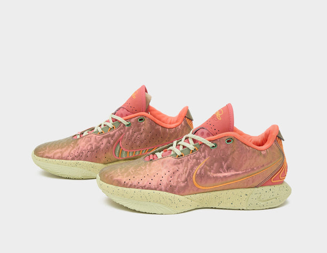 Lebron XXI