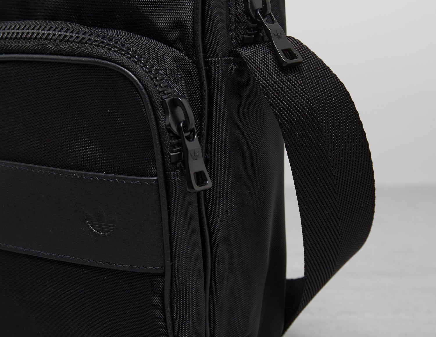 !JJJJ BAG BLK