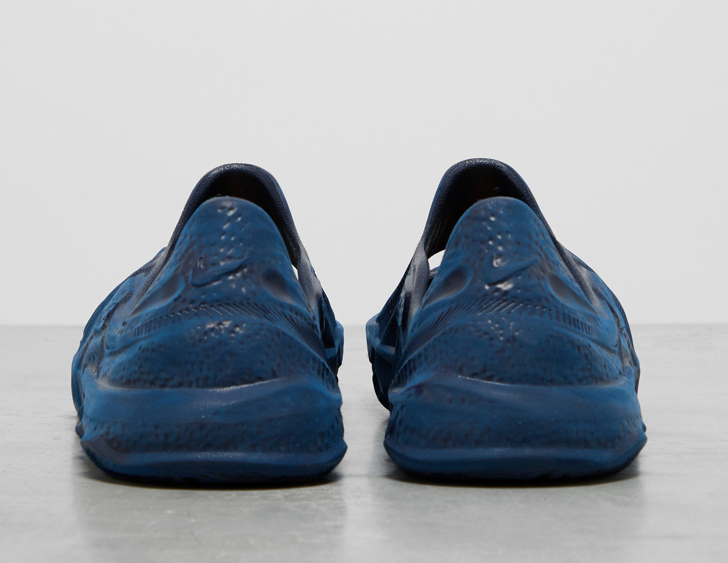 #!ISPA UNI QS NVY/MID/NVY