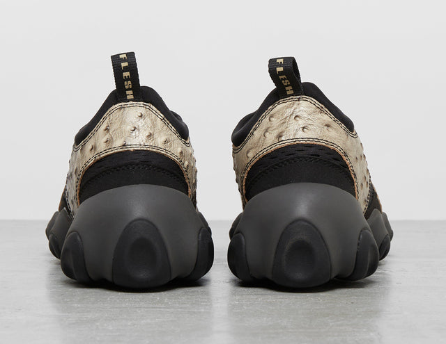 !FLESH SAN CAST/BLK/BLK