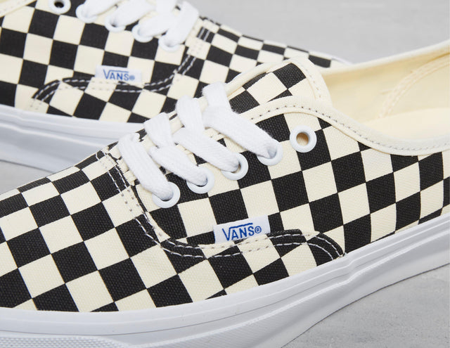 AUTH RE 44 CHECK BLK/WHT