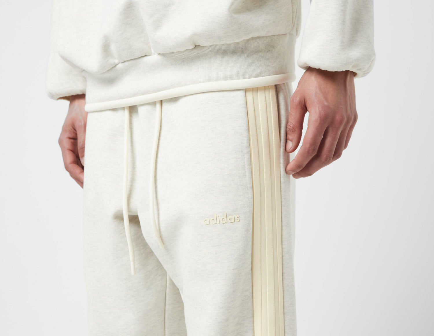 !FG STRIPE PNT CRM