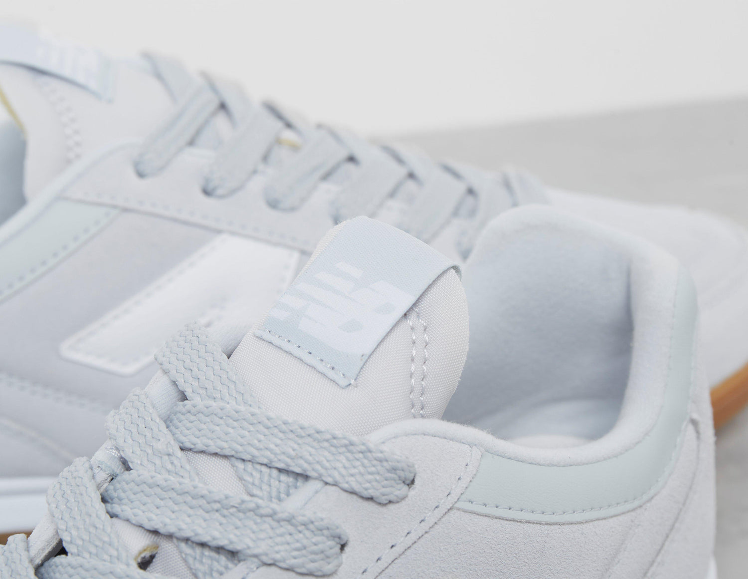 !RC42 BLU/WHT/GUM