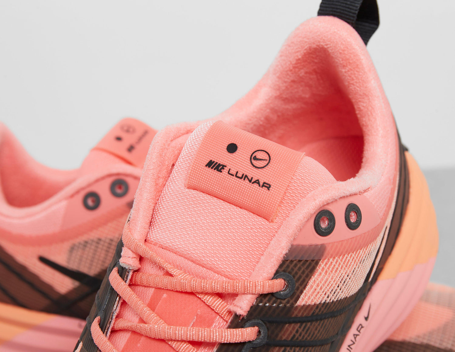 #LUNAR ROAM PNK/BLK/PNK