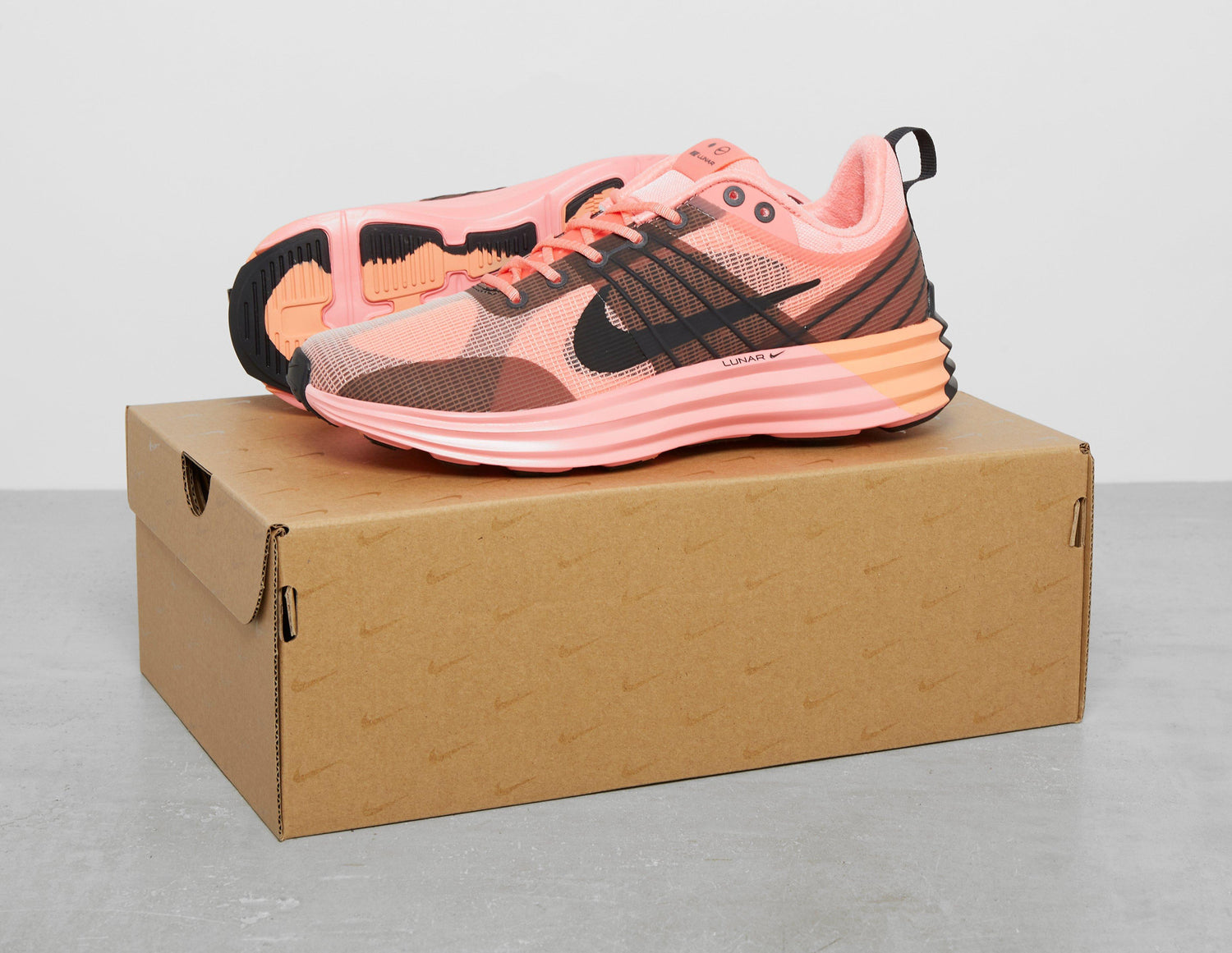 #LUNAR ROAM PNK/BLK/PNK