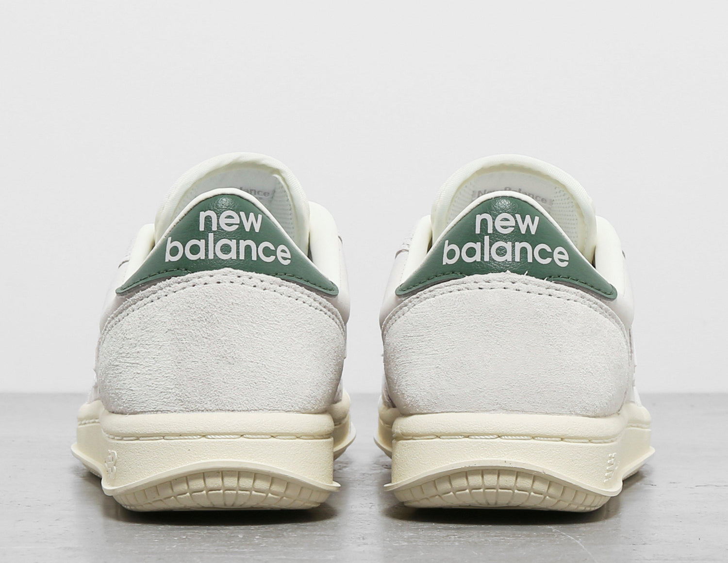 T500 WHT/WHT/BLK
