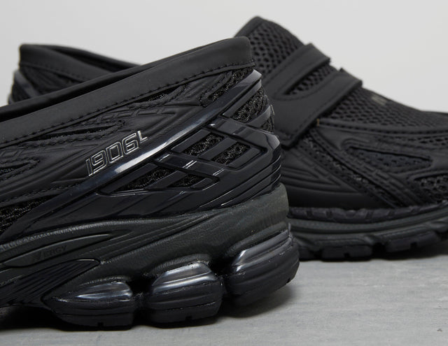 1906 SLIP BLK/BLK/BLK'