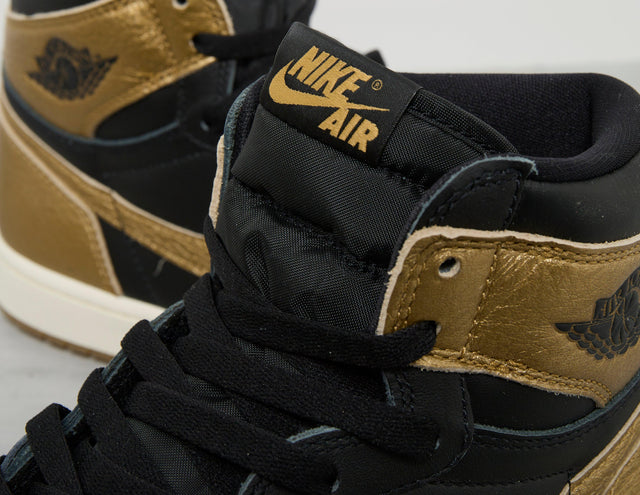 AJ 1 HI RM BLK/GLD/BLK