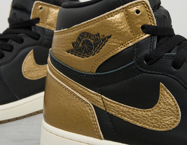 AJ 1 HI RM BLK/GLD/BLK