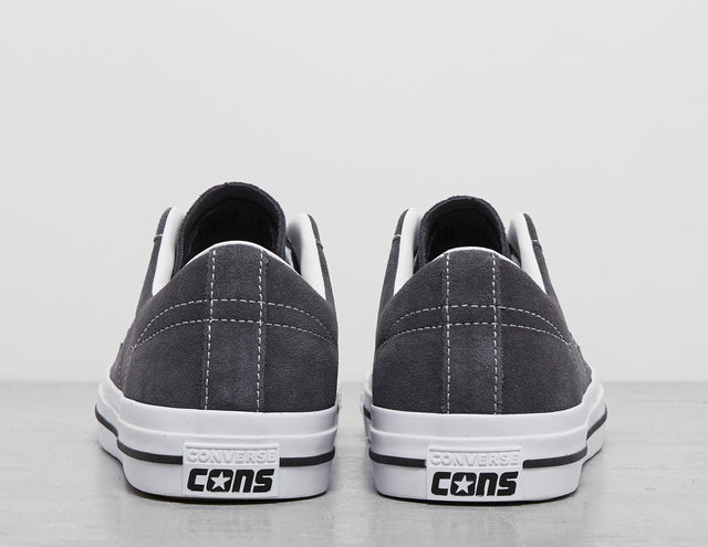 ONE STAR SDE BLK/WHT