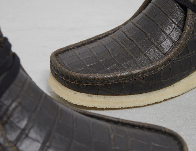 !WALLABEE BOOT CROC BRN/G