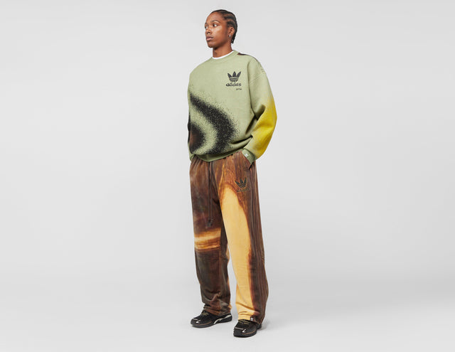 !SFTM AOP VELVET TP BRN