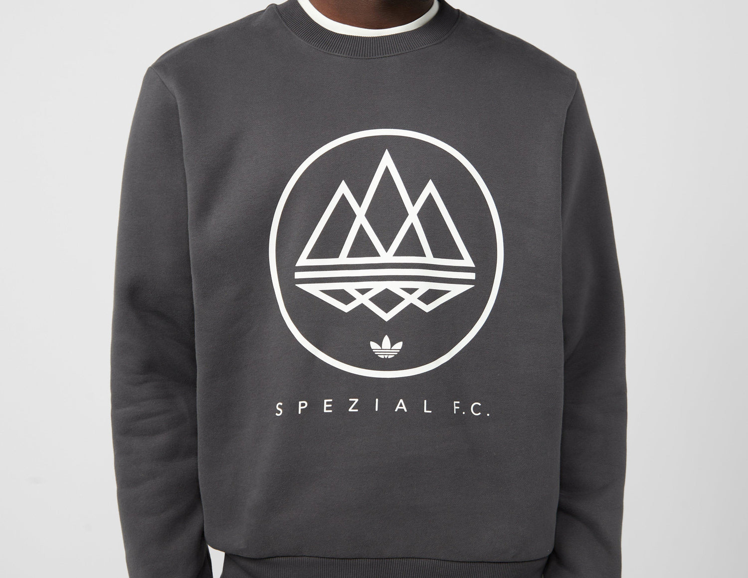 !SPEZIAL FC CREW BLK