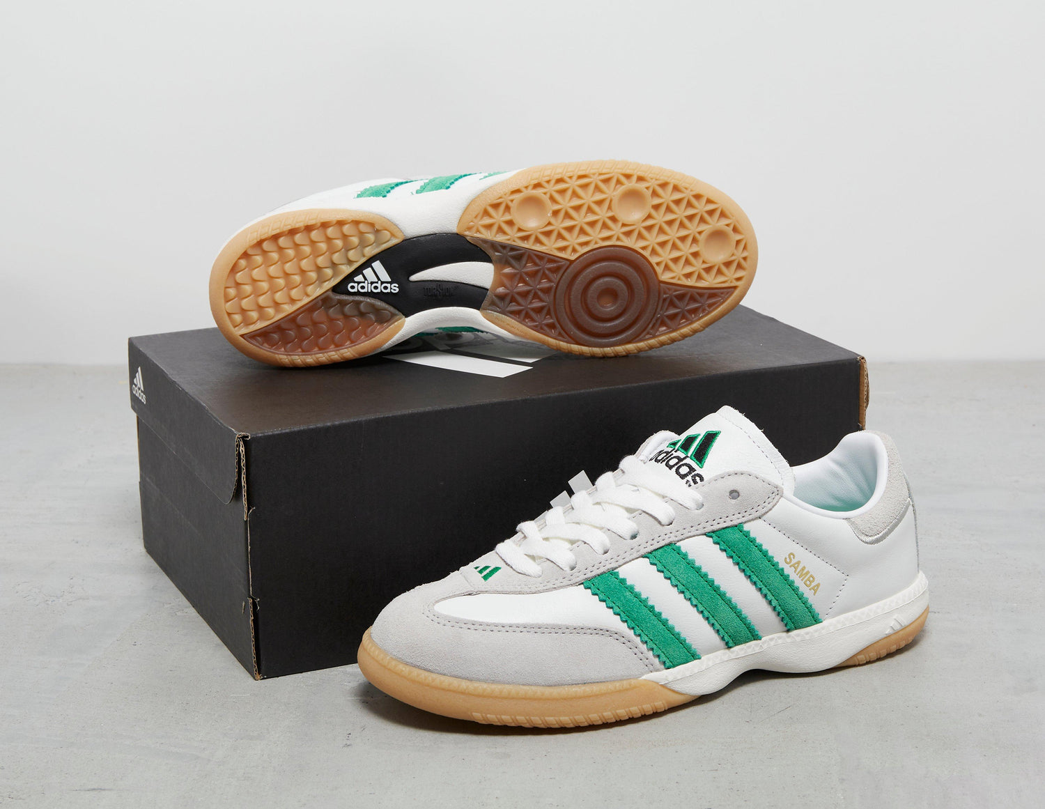 !SAMBA MN WHT/GRN-GUM