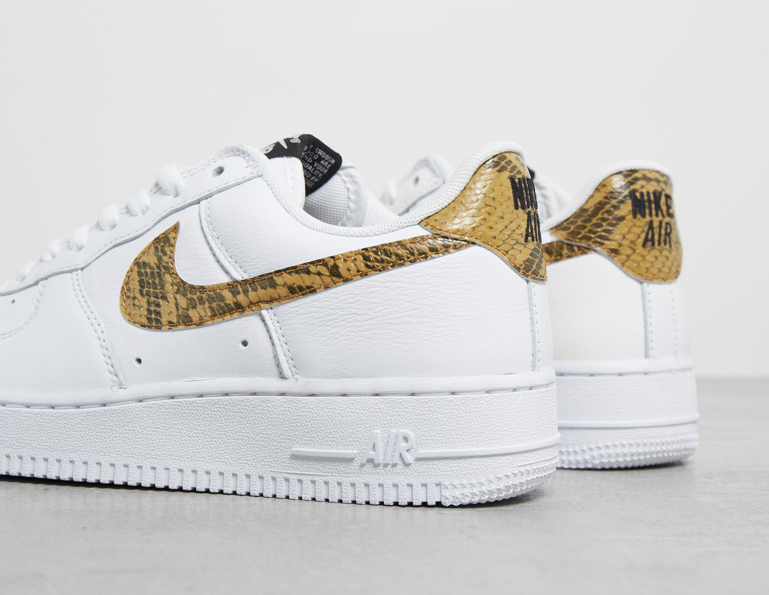 #AF1 LO QS WHT/SNK/GLD