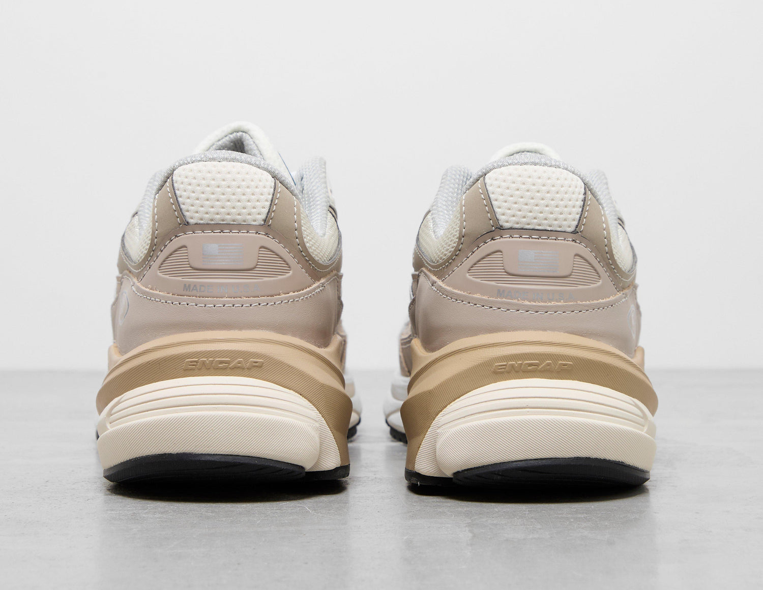 !MIUS 990V6 BEI/BRN/WHT