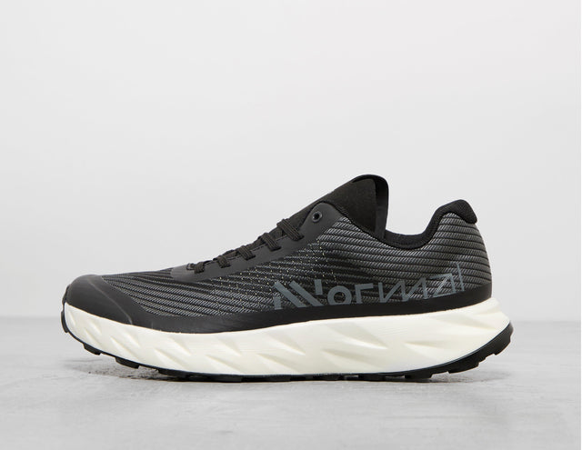 KJERAG BLK/WHT