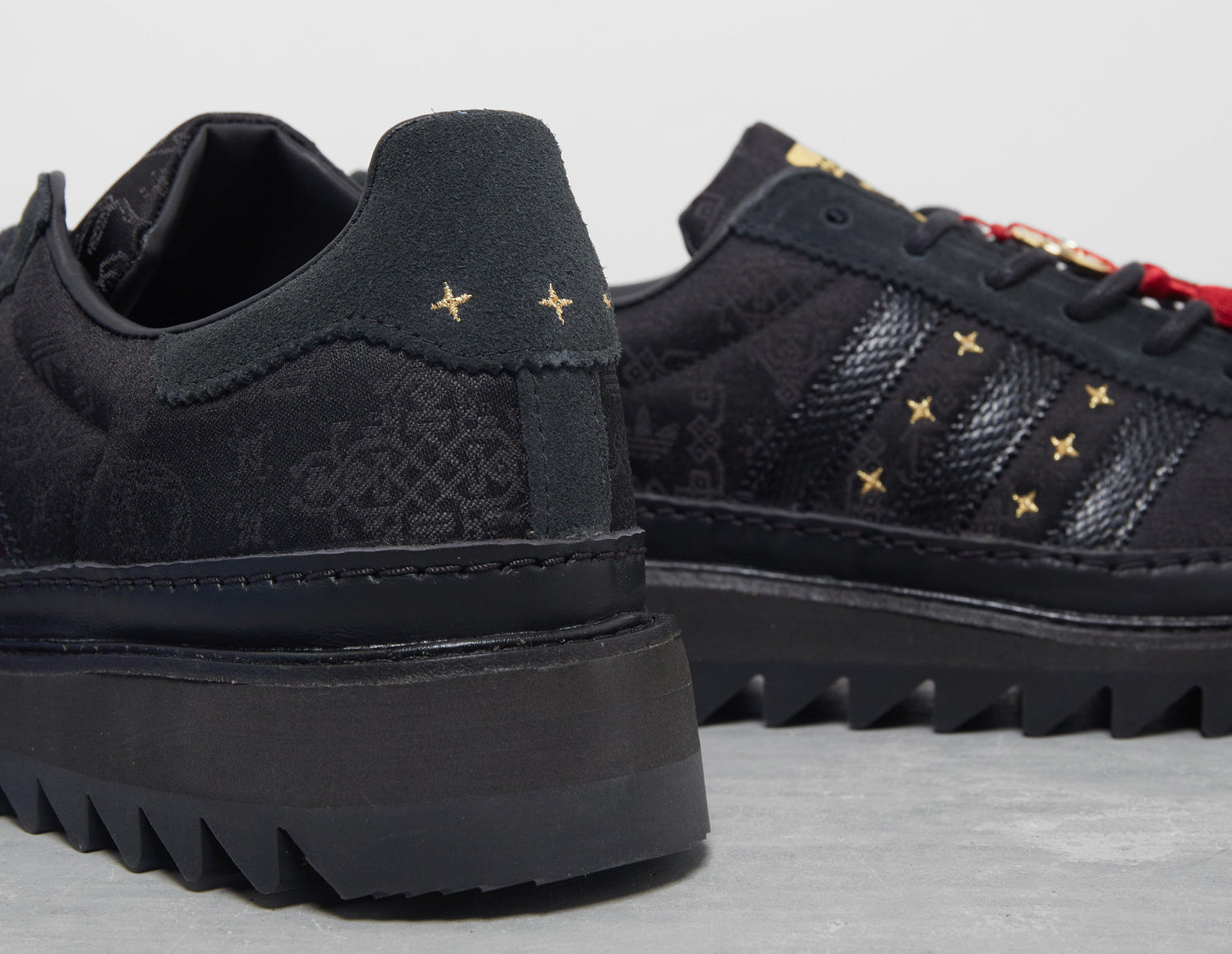 !SUPERSTAR CLOT LNY BLK/G