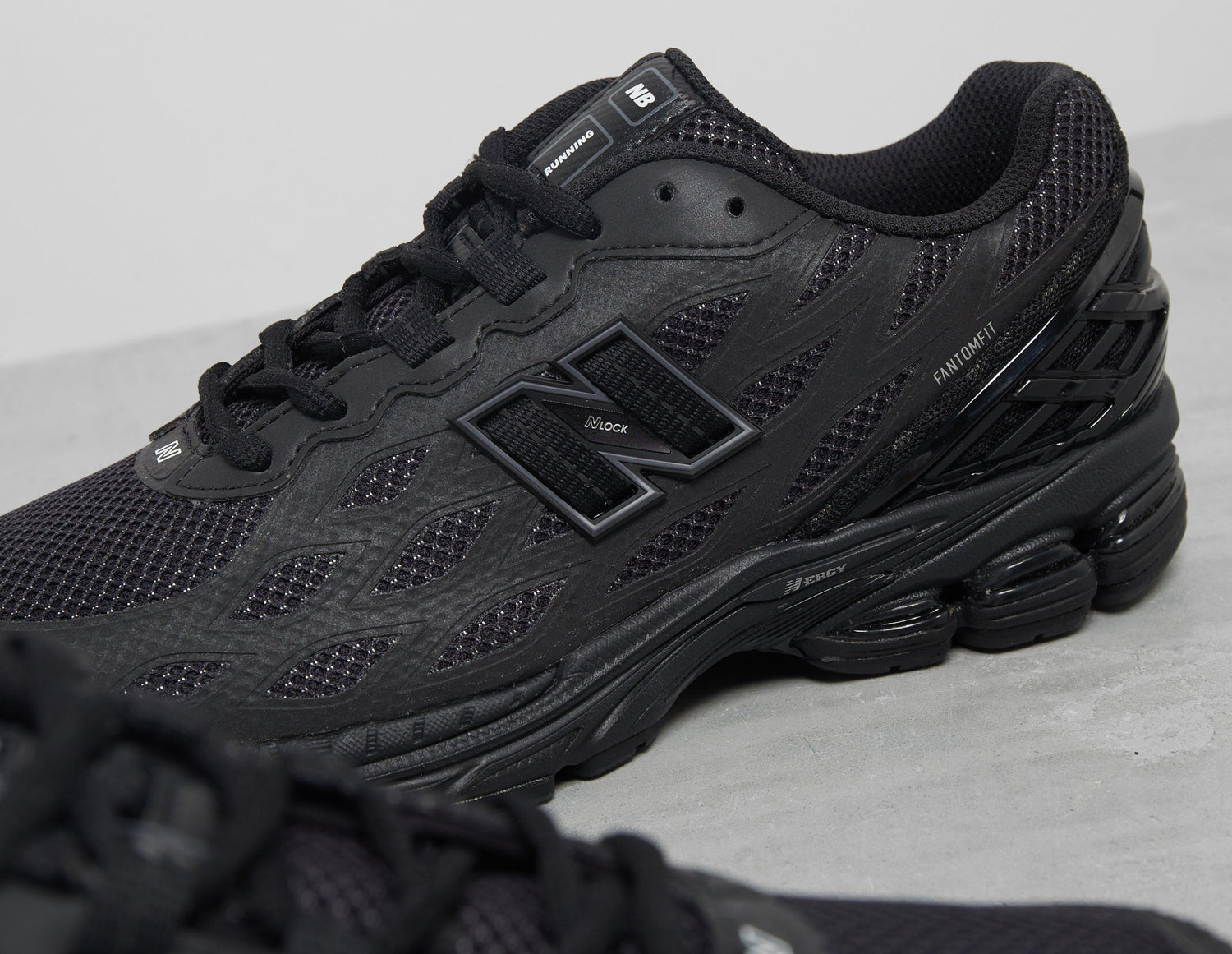 1906 UTIL BLK/BLK/BLK