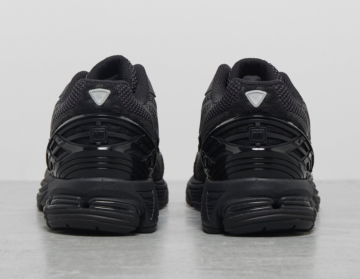 1906 UTIL BLK/BLK/BLK