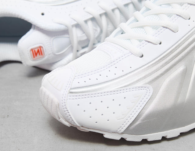 SHOX R4 WHT/SIL/WHT