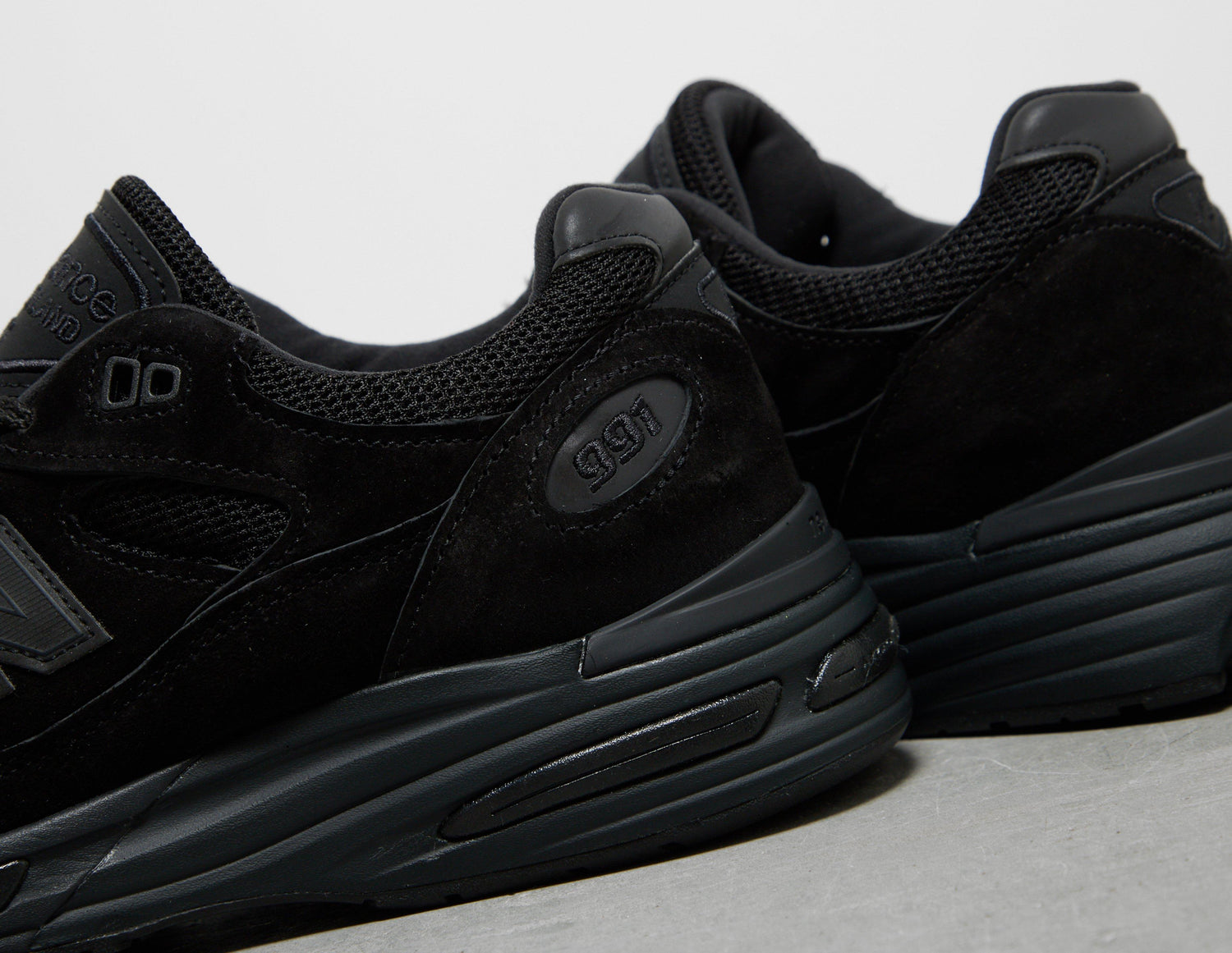 !MIUK 991 V2 BLK/BLK/BLK