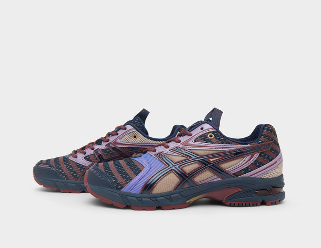 UB9-S GEL-DS TRAINER 14